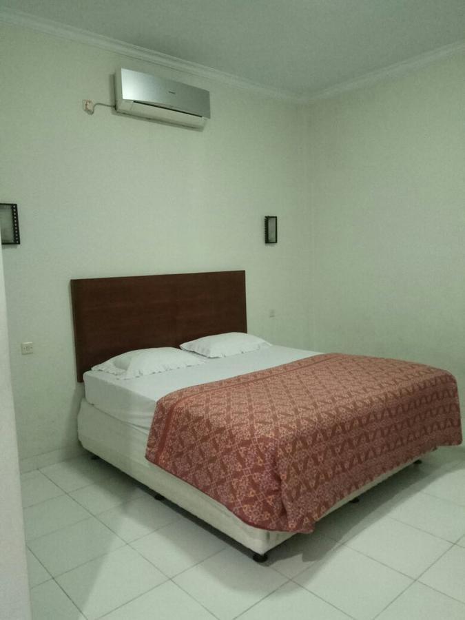 יוגיאקרטה Happy Family Hotel מראה חיצוני תמונה